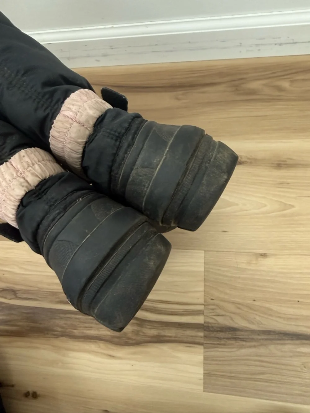 Sorel Black and Pink Insulated Winter Boots